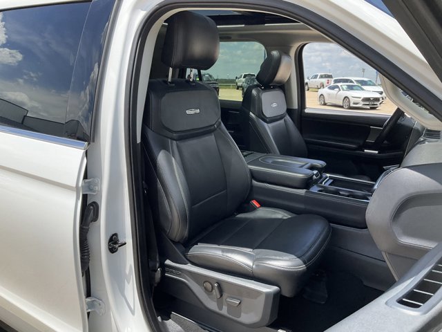 Certified 2025 Ford Expedition Max Platinum AWD/4WD image 20