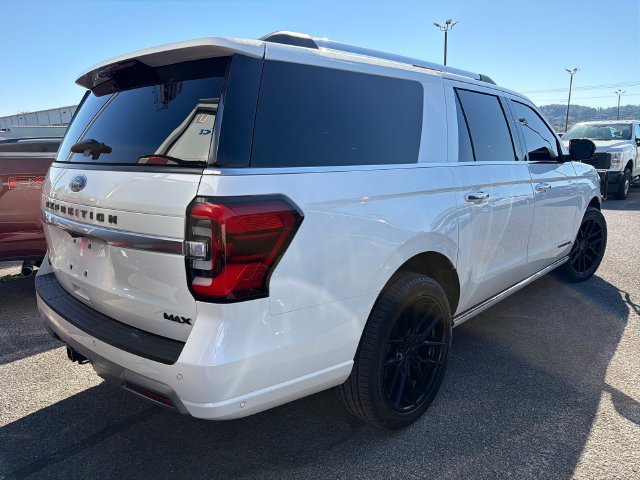 Certified 2024 Ford Expedition Max Platinum RWD image 4