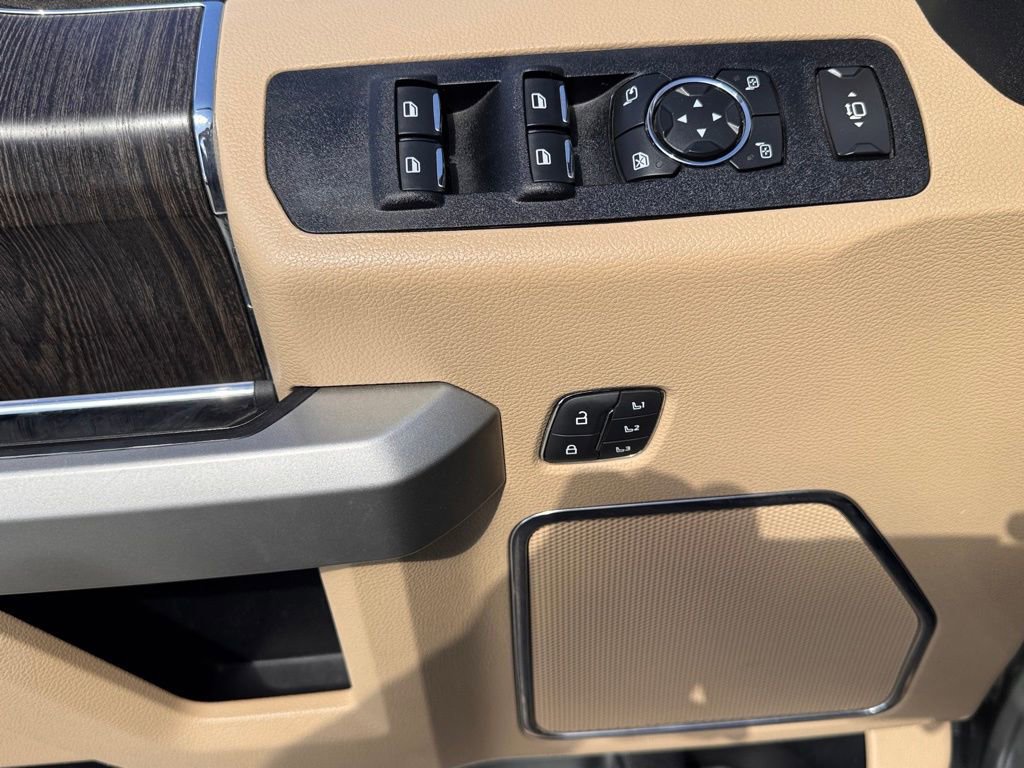 Certified 2020 Ford F250 Lariat w/ Chrome Package AWD/4WD image 16