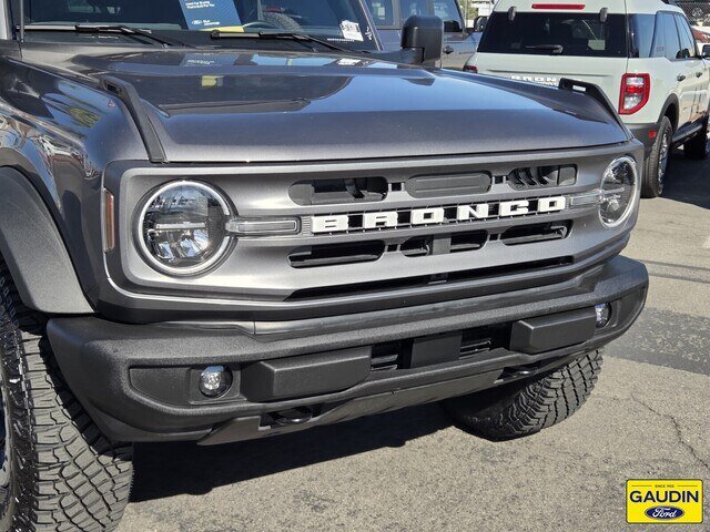 Certified 2023 Ford Bronco Big Bend w/ Sasquatch Package AWD/4WD image 2