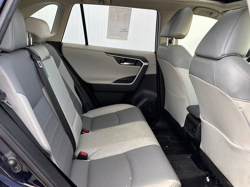 Used 2021 Toyota RAV4 Limited AWD/4WD image 18