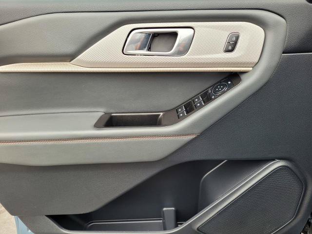 Certified 2025 Ford Explorer Active RWD image 24