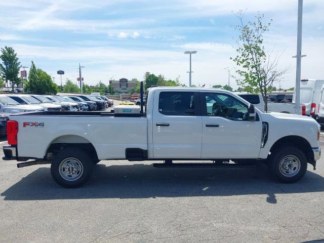 Certified 2024 Ford F250 XL w/ FX4 Off-Road Package AWD/4WD image 8