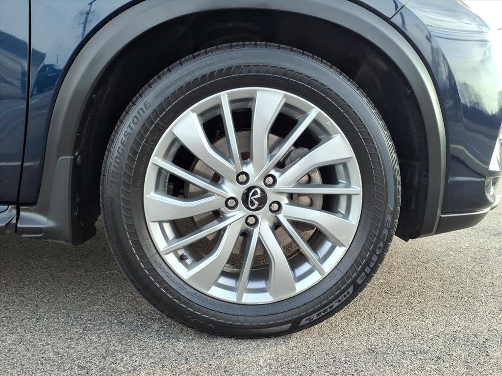 Used 2023 INFINITI QX50 Luxe image 10