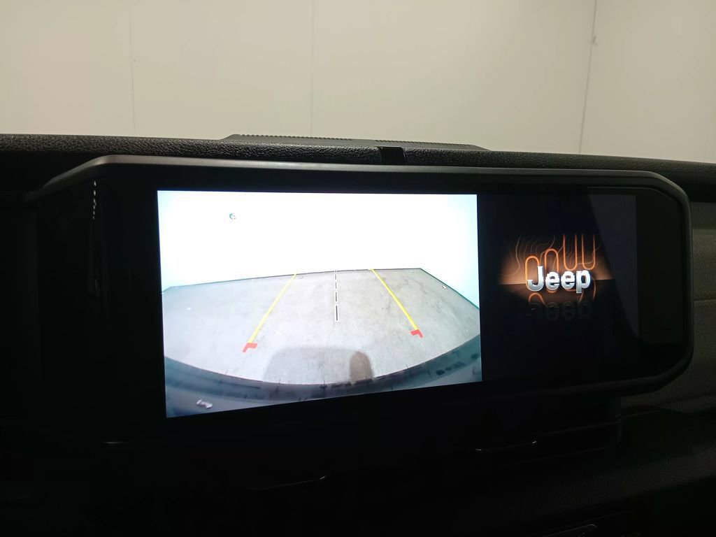 Used 2024 Jeep Wrangler Sport S image 21