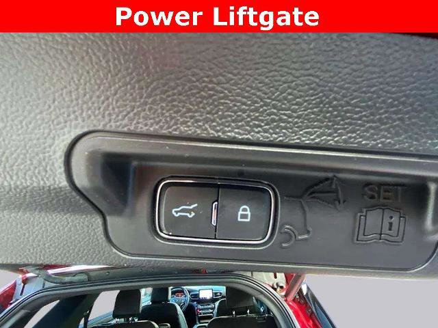 Certified 2022 Ford Explorer ST-Line w/ Class IV Trailer Tow Package image 22