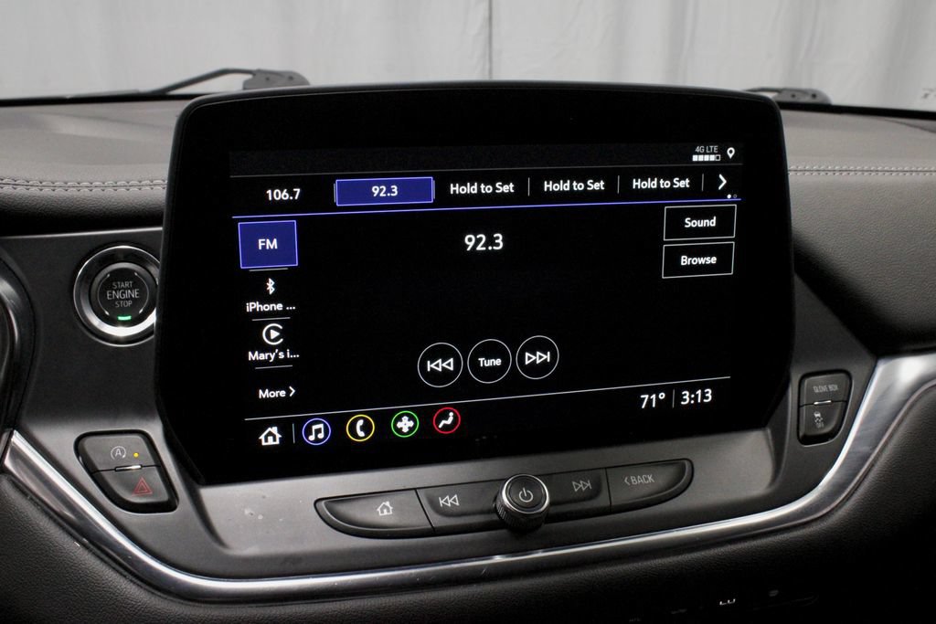 Used 2025 Chevrolet Blazer LT FWD image 3