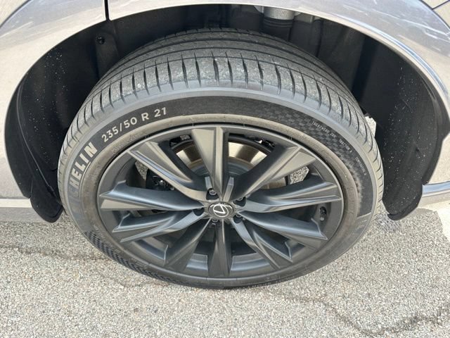 Used 2023 Lexus RX 500h F Sport w/ Cold Area Package AWD/4WD image 7