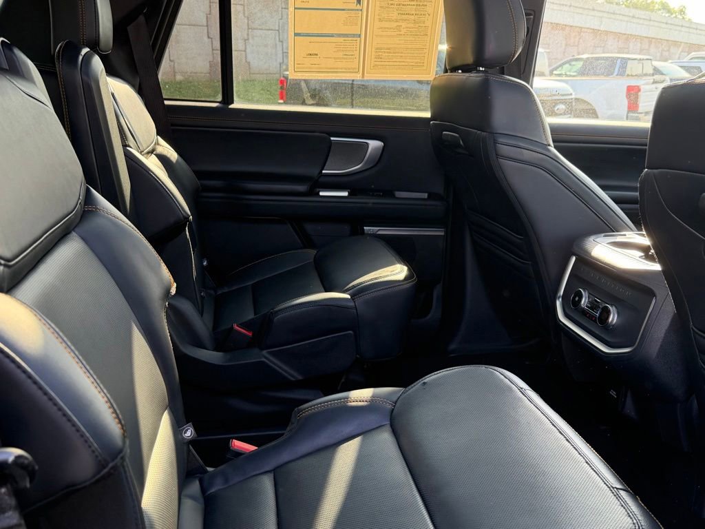 Certified 2025 Ford Expedition Tremor AWD/4WD image 21