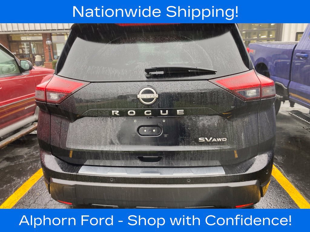 Used 2024 Nissan Rogue SV w/ SV Premium Package AWD/4WD image 4