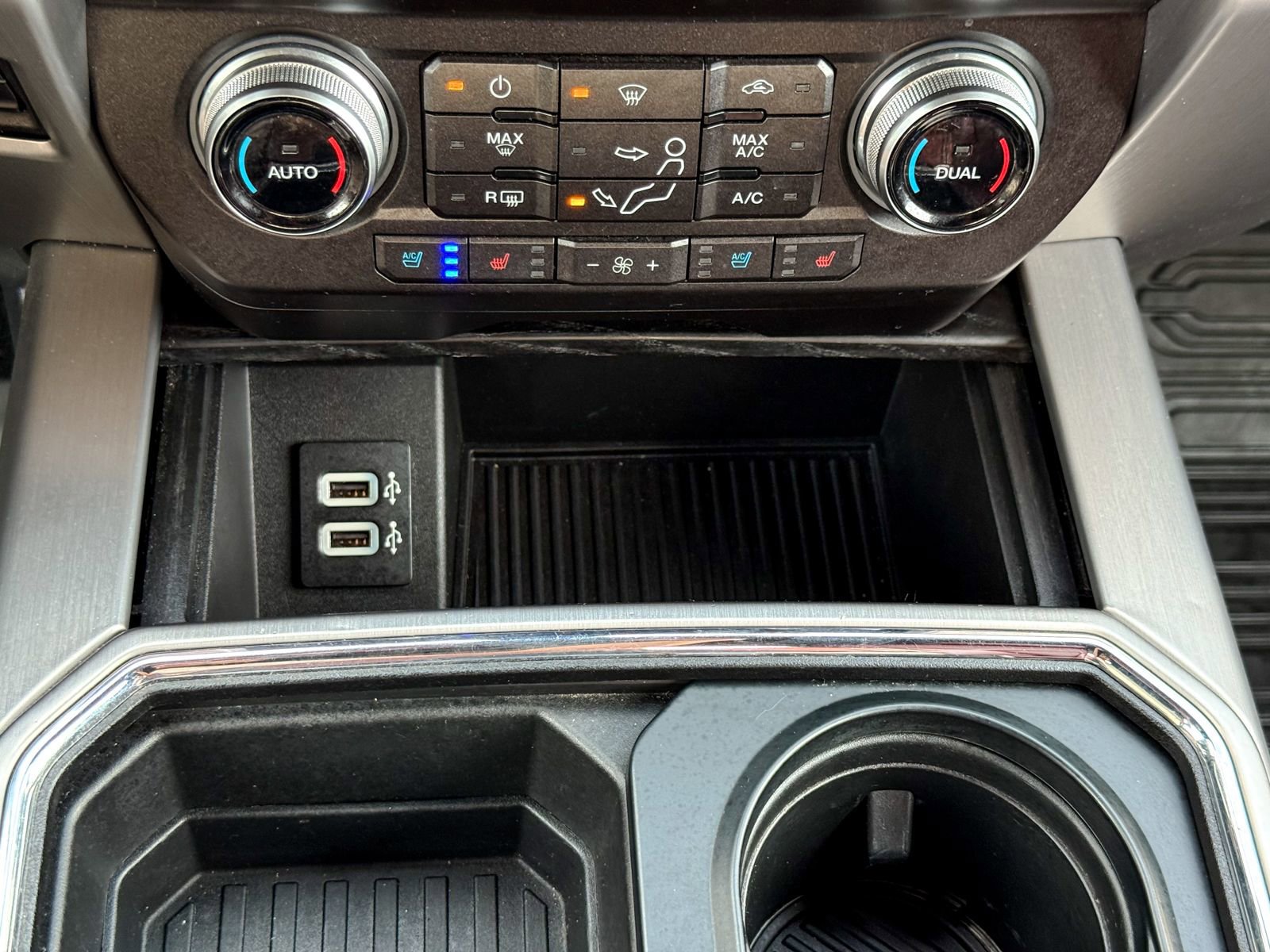 Certified 2019 Ford F250 Platinum w/ Platinum Ultimate Package image 30