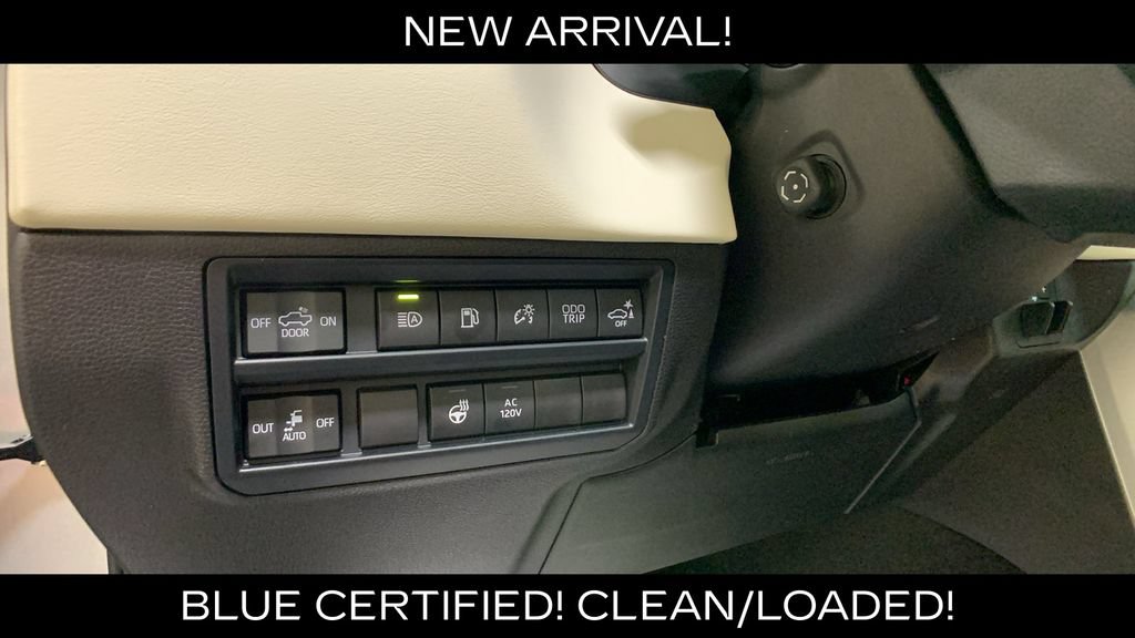 Used 2025 Toyota Tundra Capstone AWD/4WD image 36