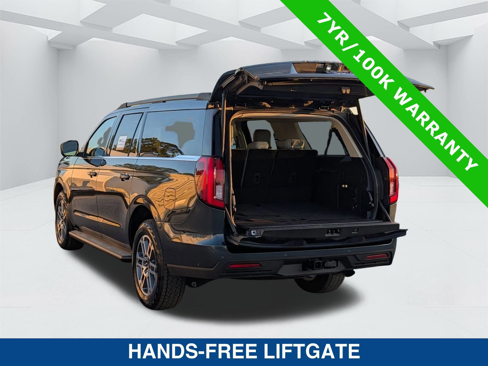 Certified 2025 Ford Expedition Max Active image 4