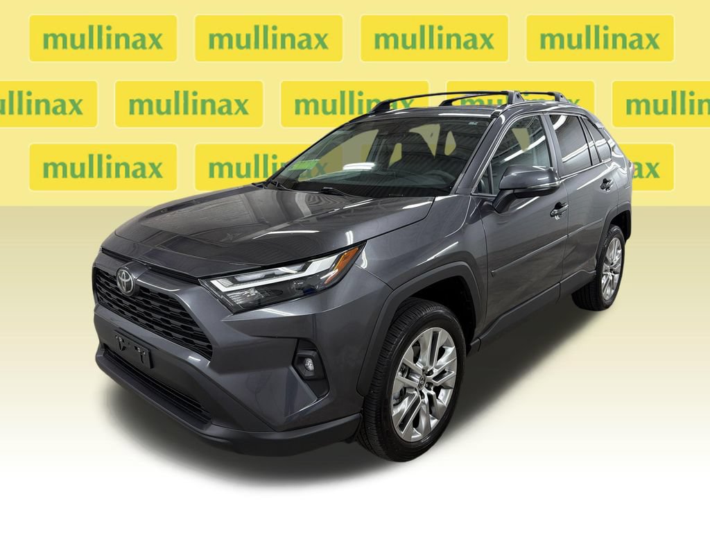 Used 2025 Toyota RAV4 XLE Premium FWD image 15