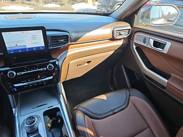 Certified 2023 Ford Explorer King Ranch w/ Class IV Trailer Tow Package image 17