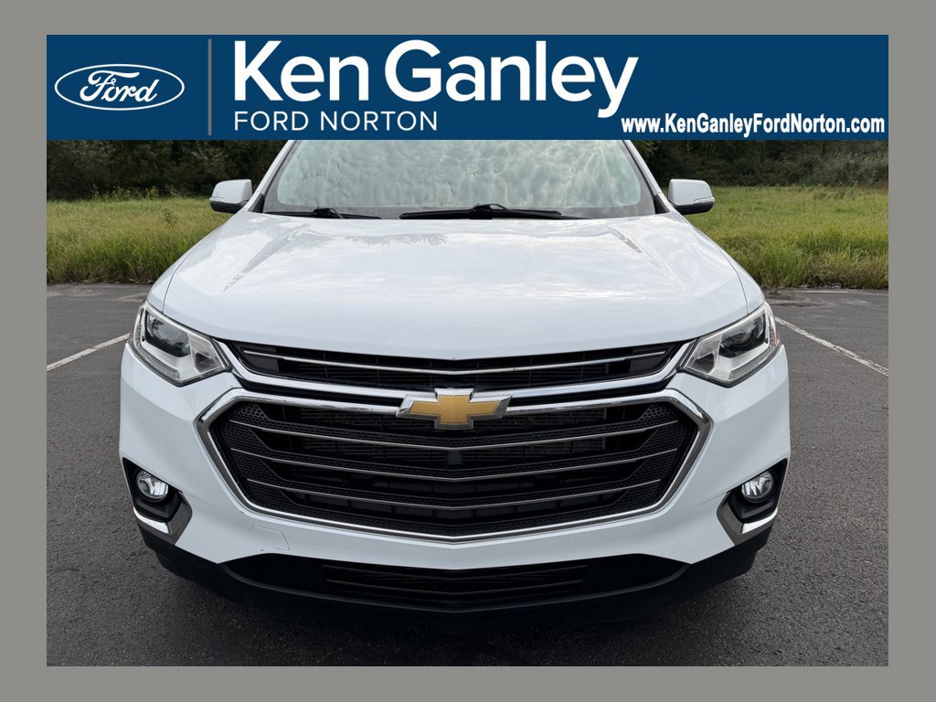 Used 2021 Chevrolet Traverse LT FWD image 1