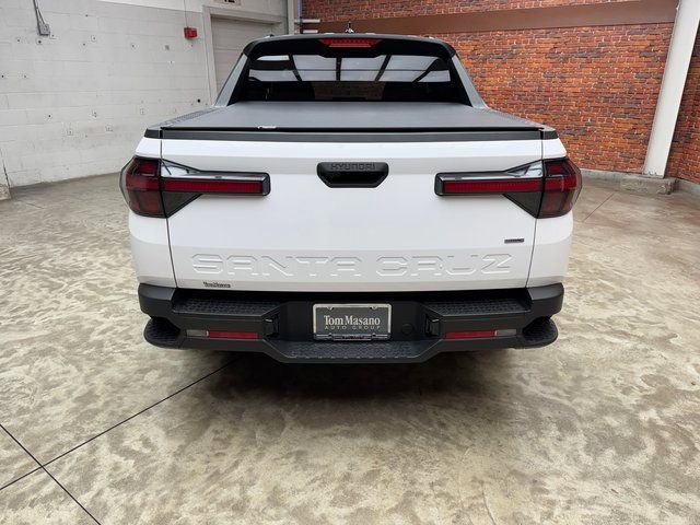 Used 2025 Hyundai Santa Cruz SEL image 3