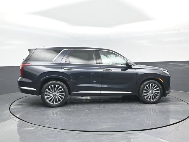 Used 2024 Hyundai Palisade Calligraphy AWD/4WD image 3