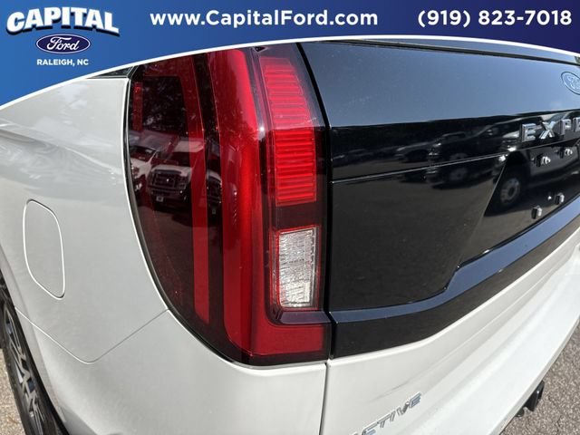 Certified 2025 Ford Expedition Active AWD/4WD image 15