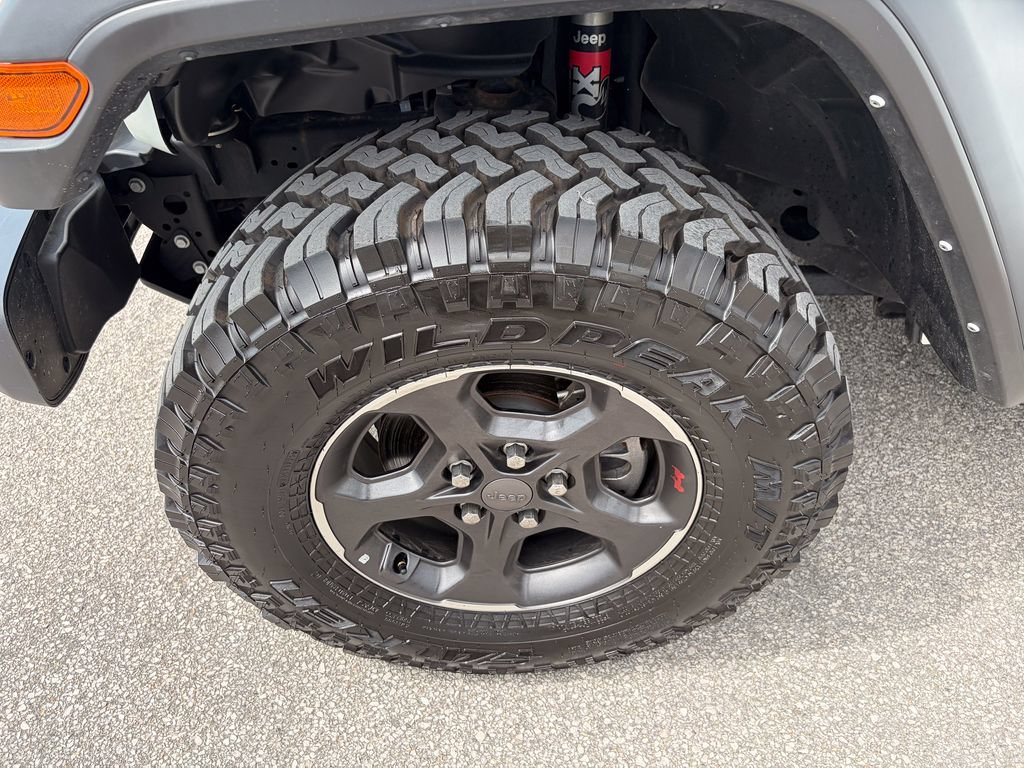 Used 2021 Jeep Gladiator Rubicon AWD/4WD image 31