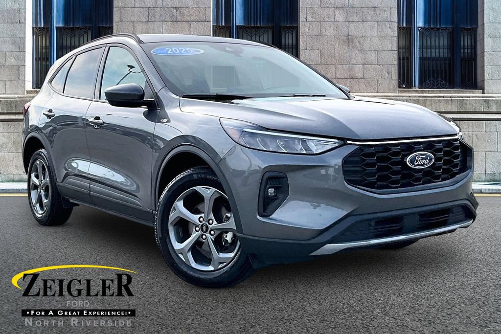 Certified 2025 Ford Escape ST-Line Select AWD/4WD image 1