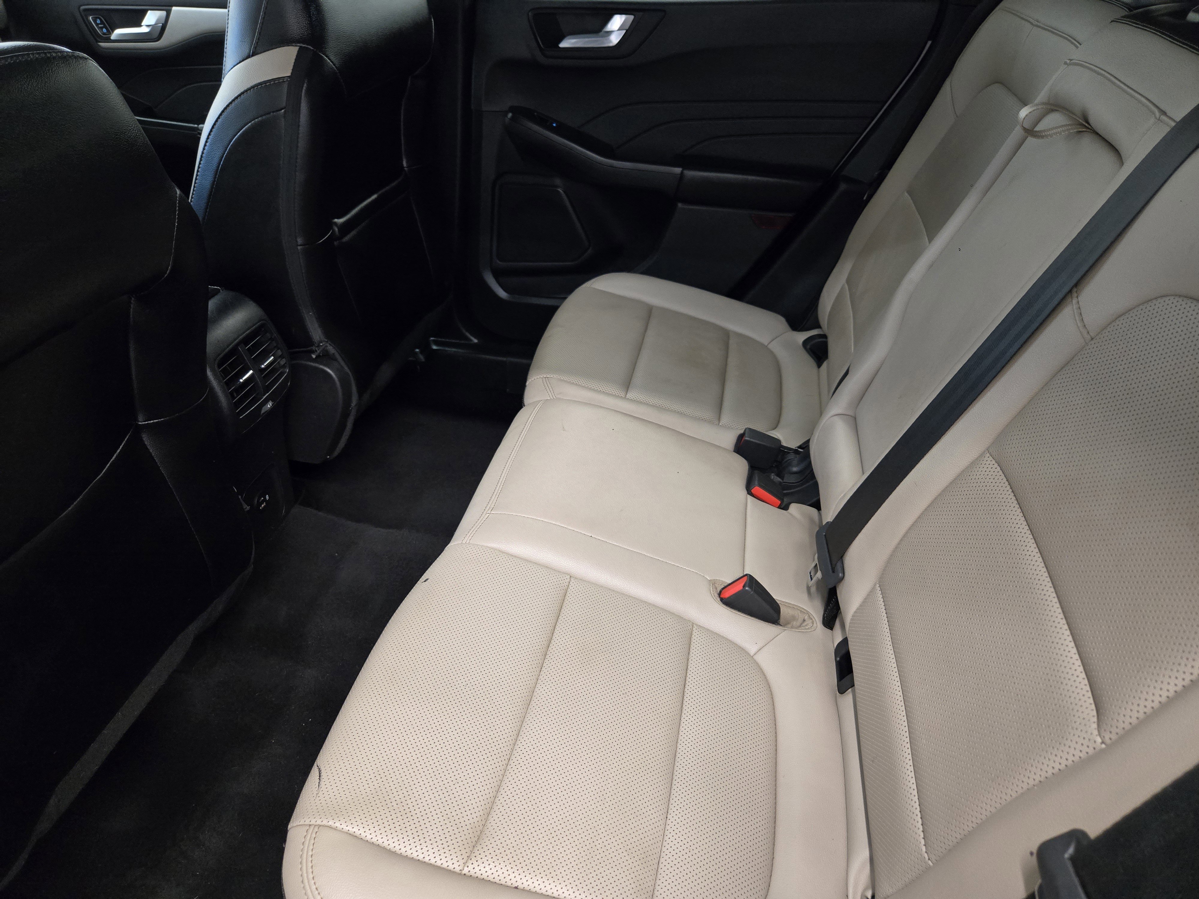 Certified 2022 Ford Escape SEL FWD image 29