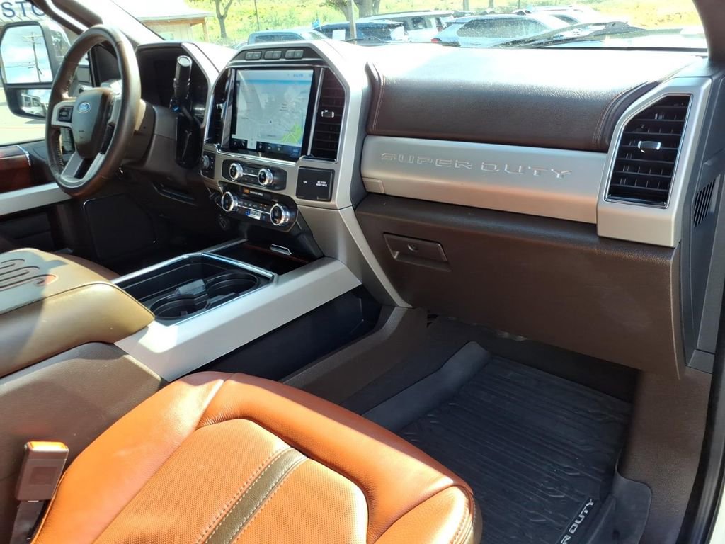 Certified 2022 Ford F250 King Ranch w/ King Ranch Ultimate Package AWD/4WD image 6