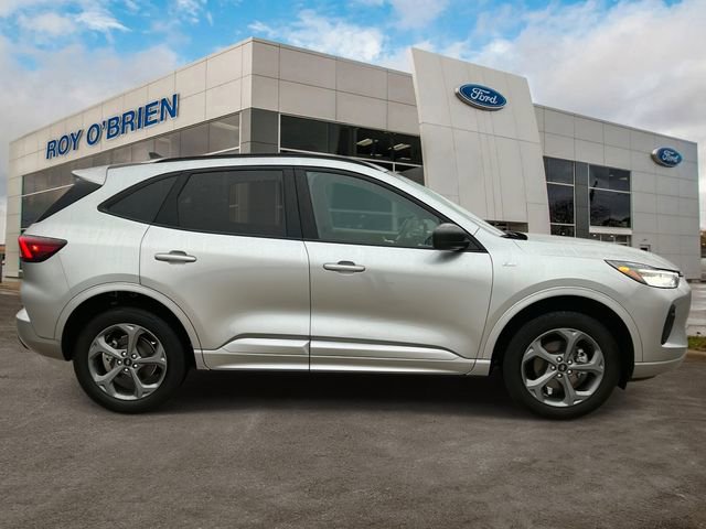 Certified 2024 Ford Escape ST-Line w/ Tech Pack #1 image 6