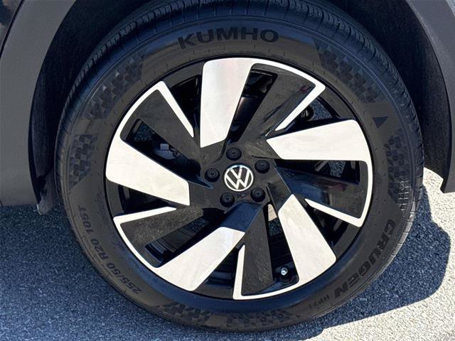Used 2026 Volkswagen Atlas Cross Sport SE FWD image 8
