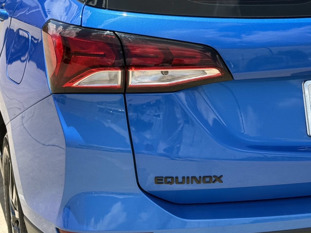 Used 2024 Chevrolet Equinox LS w/ Sport Edition FWD image 7