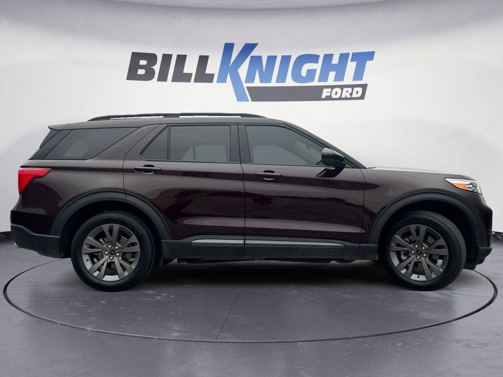 Certified 2023 Ford Explorer XLT w/ Equipment Group 202A image 6