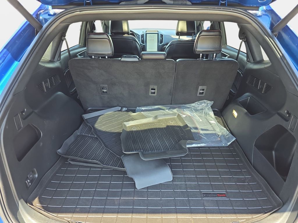 Certified 2023 Ford Edge ST-Line w/ Class II Trailer Tow Package AWD/4WD image 10