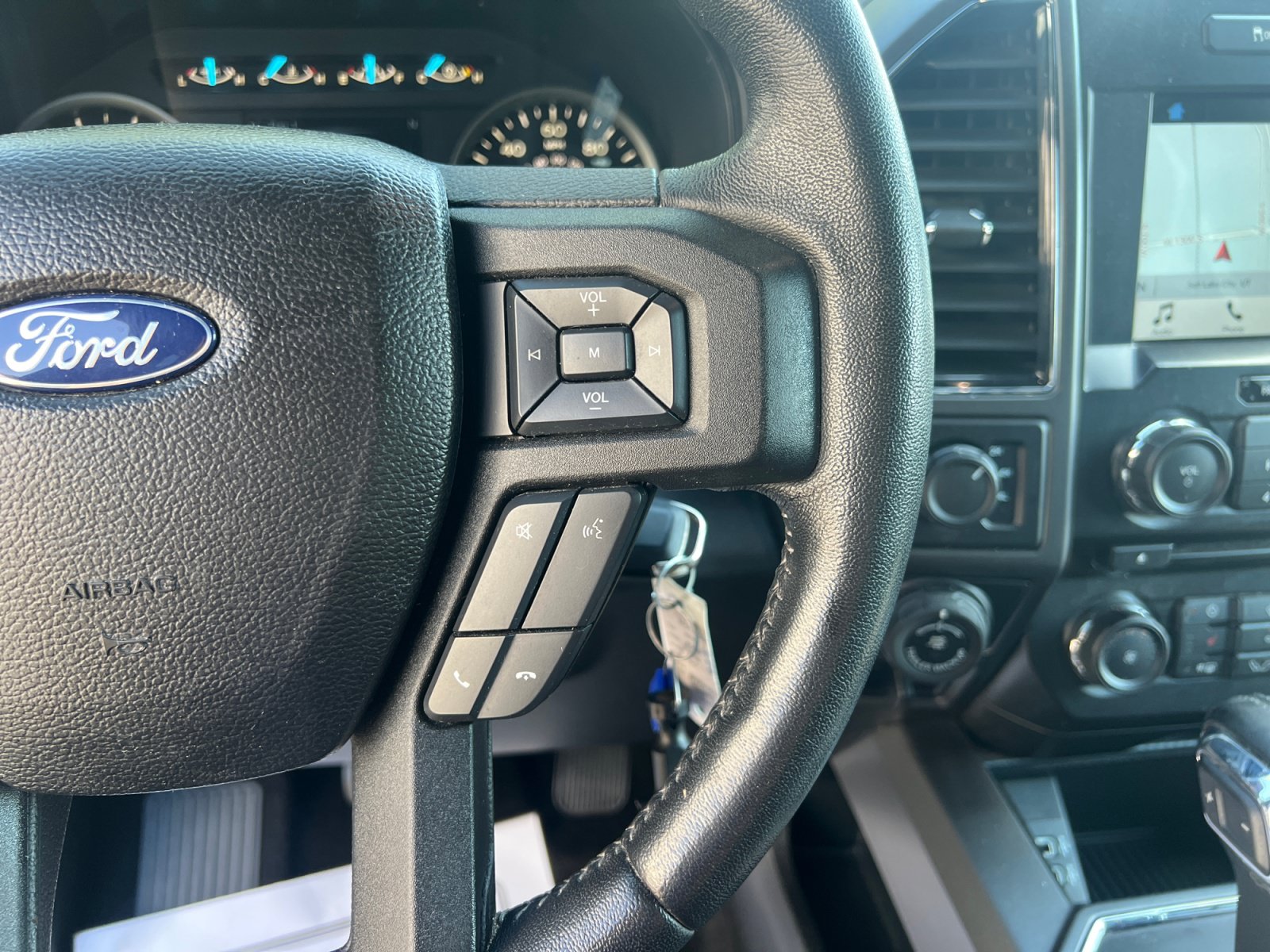 Certified 2018 Ford F150 XLT w/ Equipment Group 302A Luxury AWD/4WD image 17