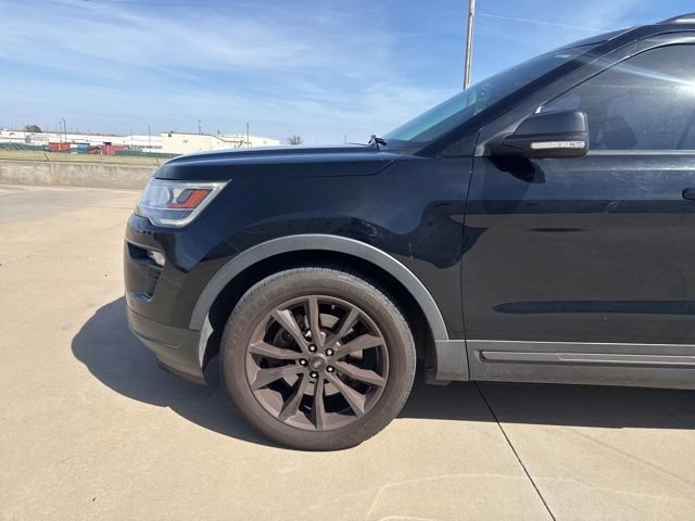 Certified 2018 Ford Explorer XLT w/ Equipment Group 202A image 9