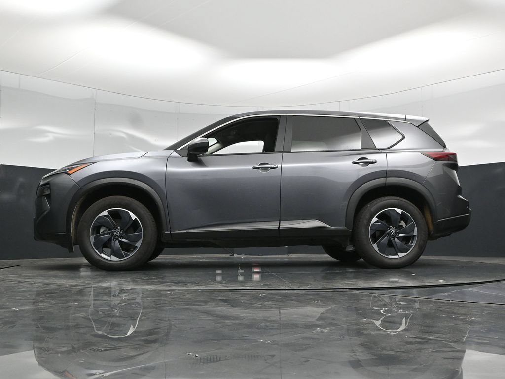 Used 2025 Nissan Rogue SV AWD/4WD image 56