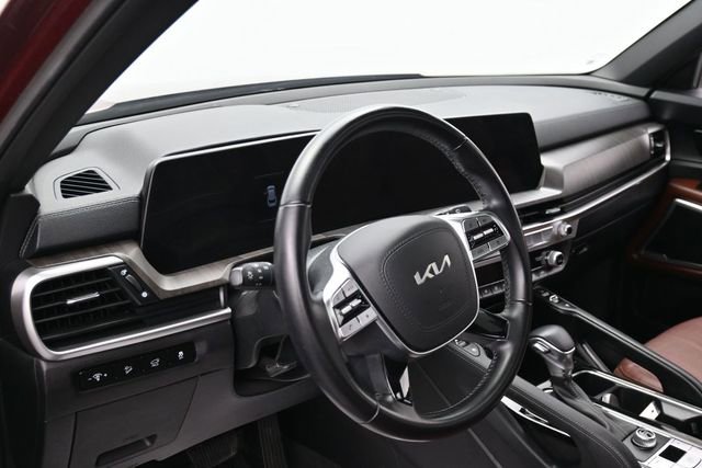 Used 2023 Kia Telluride EX w/ EX Captain's Chair Package FWD image 15