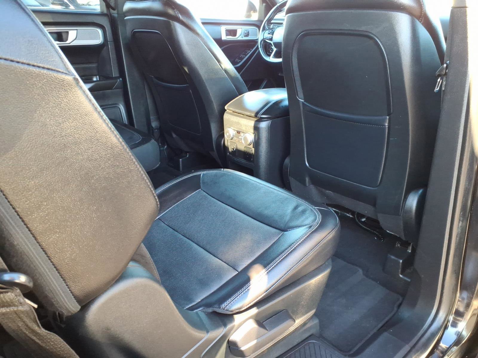 Certified 2020 Ford Explorer Limited image 12