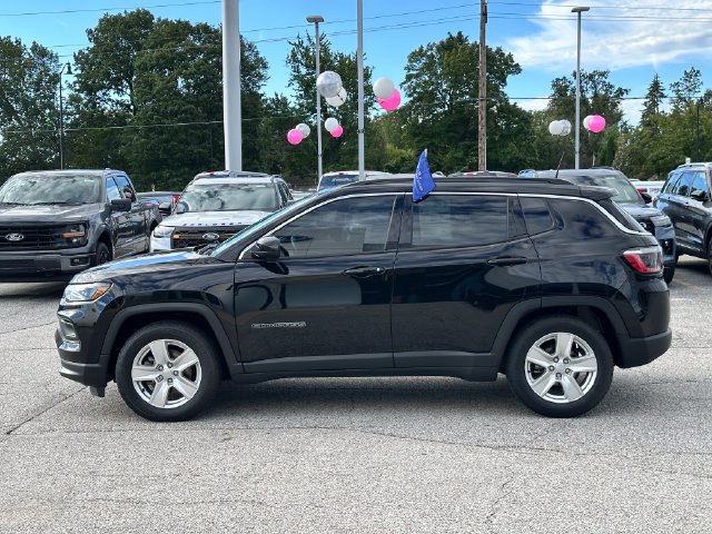 Used 2022 Jeep Compass Latitude w/ Sun and Sound Group FWD image 4
