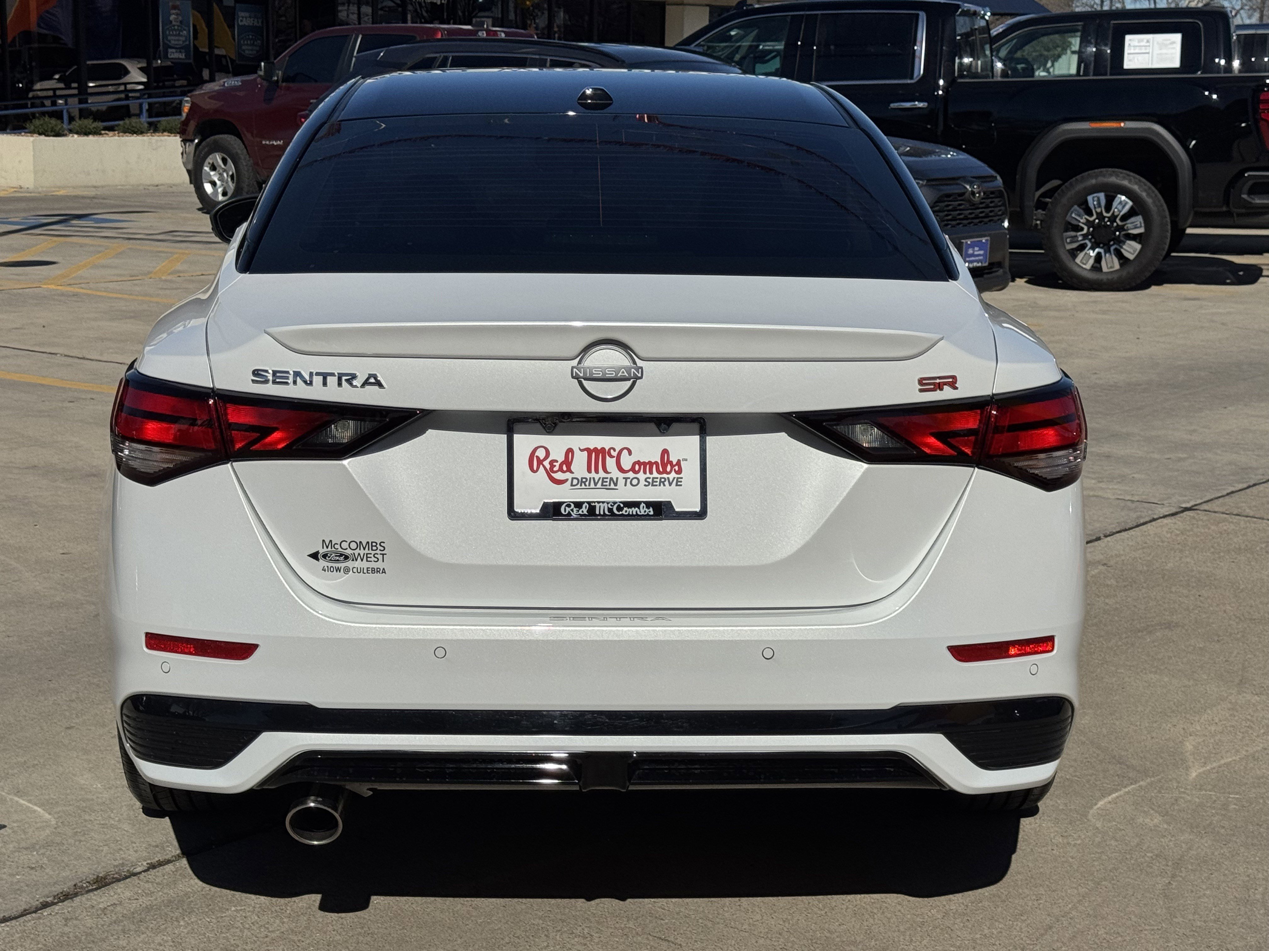 Used 2025 Nissan Sentra SR w/ SR Premium Package image 8