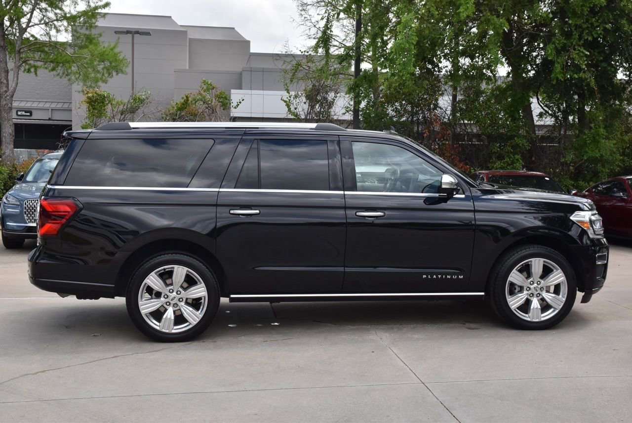 Certified 2024 Ford Expedition Max Platinum AWD/4WD image 6