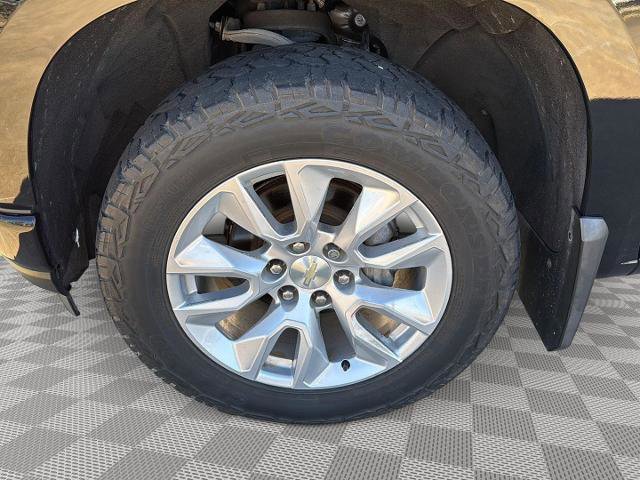 Used 2019 Chevrolet Silverado 1500 Custom w/ Custom Value Package image 9