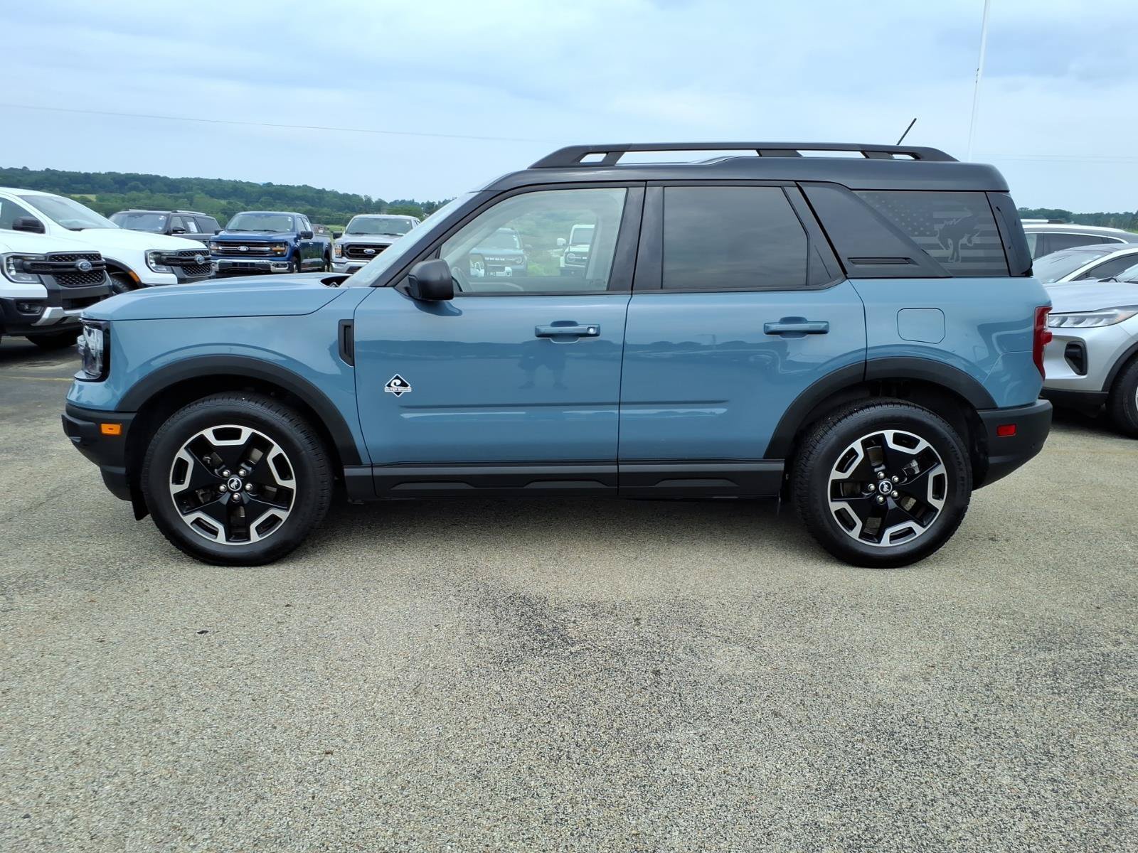 Certified 2022 Ford Bronco Sport Outer Banks w/ Tech Package AWD/4WD image 4