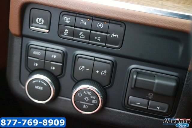 Used 2026 Chevrolet Tahoe High Country w/ Sun And Tow Package AWD/4WD image 28