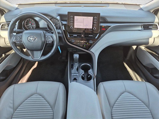 Used 2024 Toyota Camry SE AWD/4WD image 17