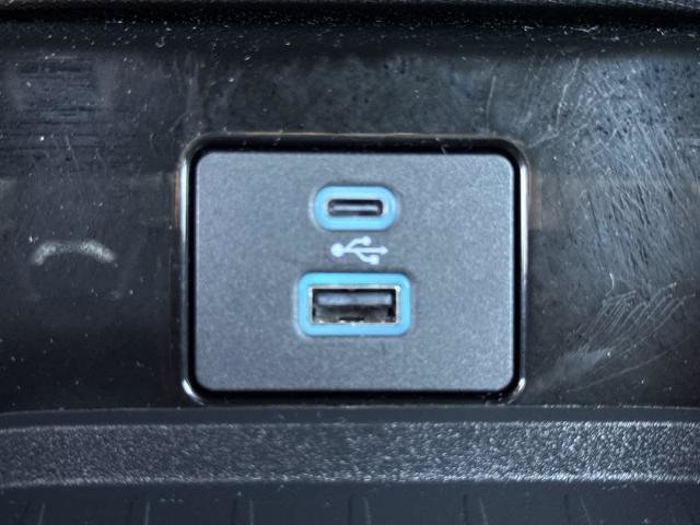 Certified 2024 Ford Mustang Mach-E Premium AWD/4WD image 31