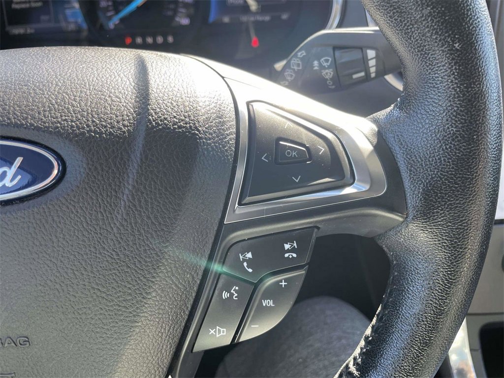 Certified 2021 Ford Edge Titanium image 25