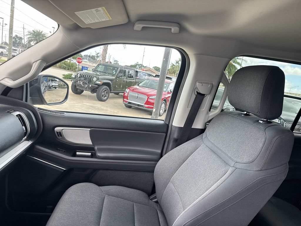 Certified 2025 Ford Expedition Max Active RWD image 18