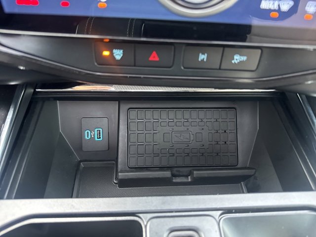 Certified 2024 Ford F150 Lightning Platinum image 41