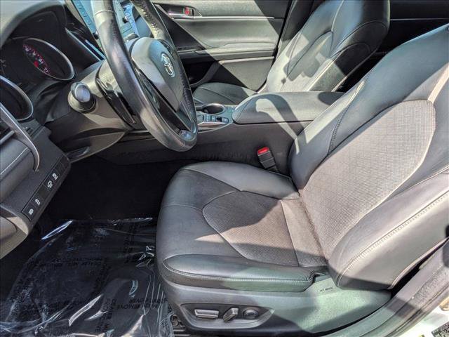 Used 2022 Toyota Camry XSE FWD image 15