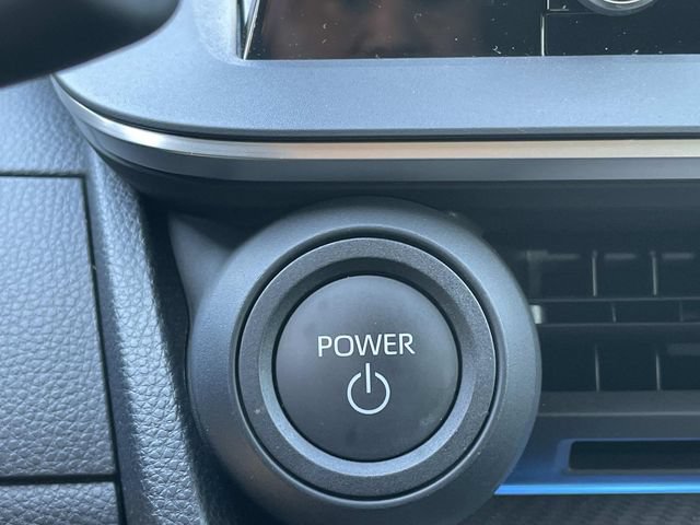 Used 2024 Toyota Prius XLE FWD image 15